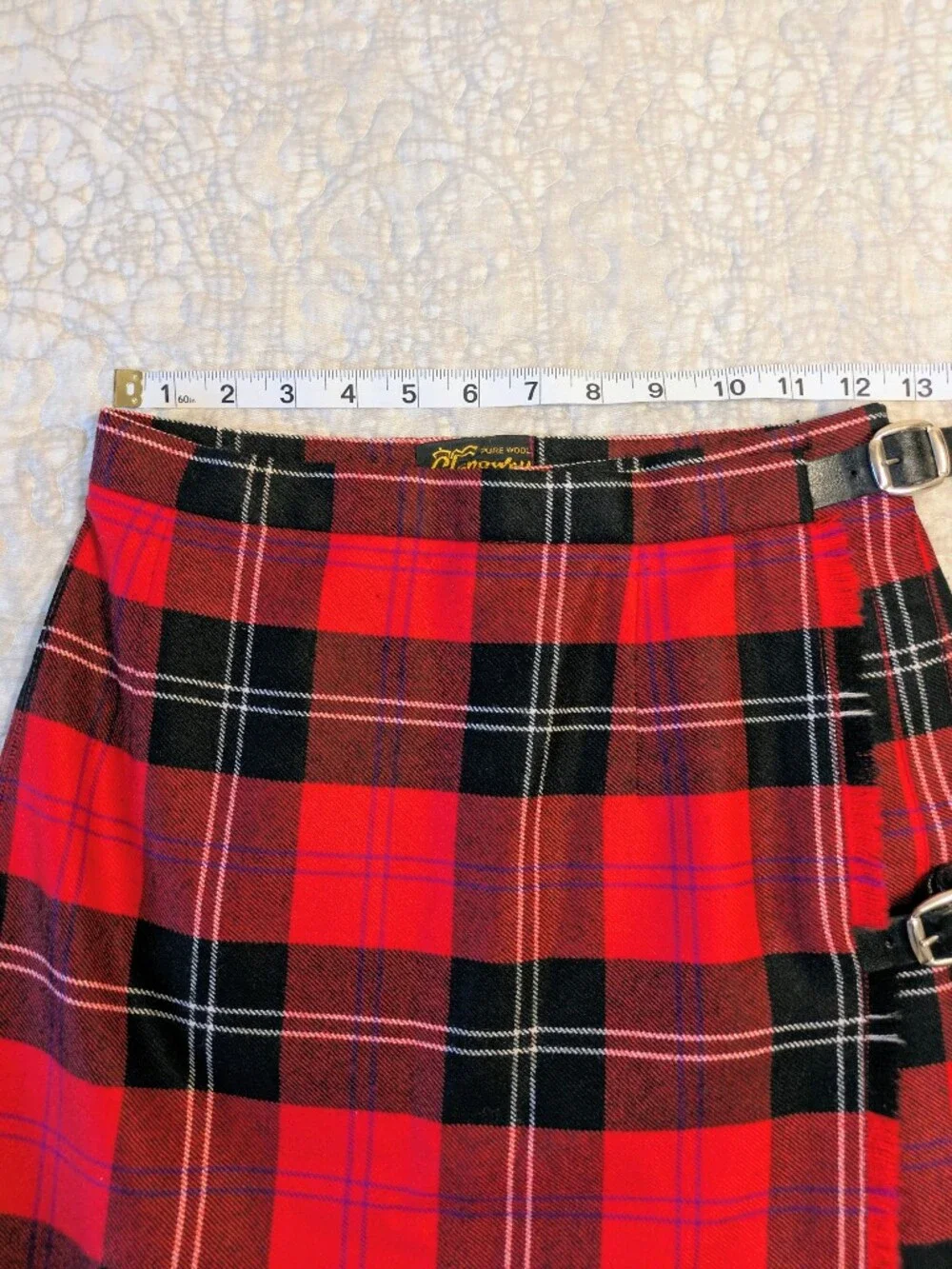 Glengary Scotland Vintage 100% Wool Tartan Wrap Pleated Skirt with Buckle Detail - Picture 4 of 15
